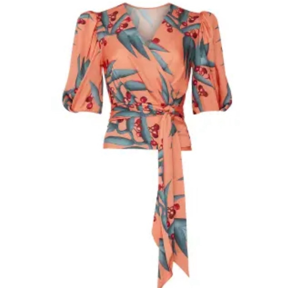 PatBo Wrap Crop Top